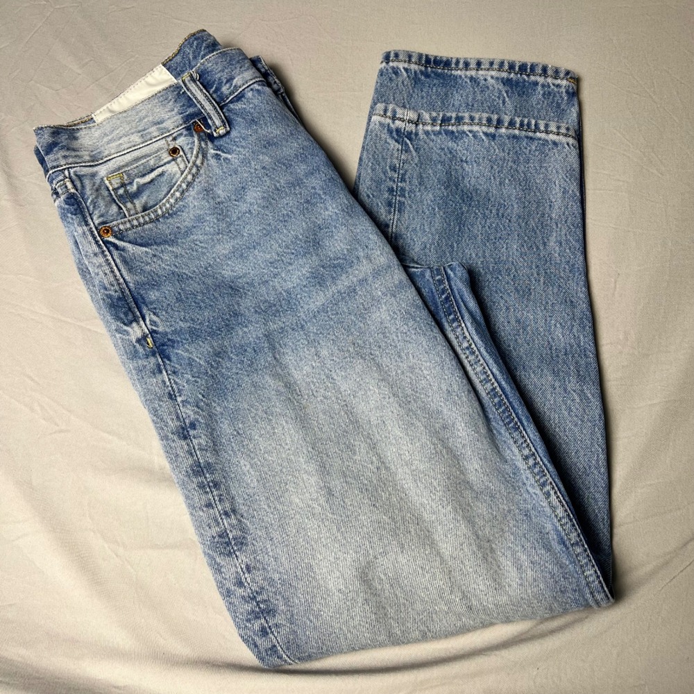 HM Relaxed Fit Jeans Mens 30/32 Light Wash Blue Cotton Button Fly Denim